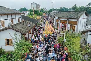 史上最敬业门将？圣诞节雾中坚守15分钟，发现场上只有自己一人